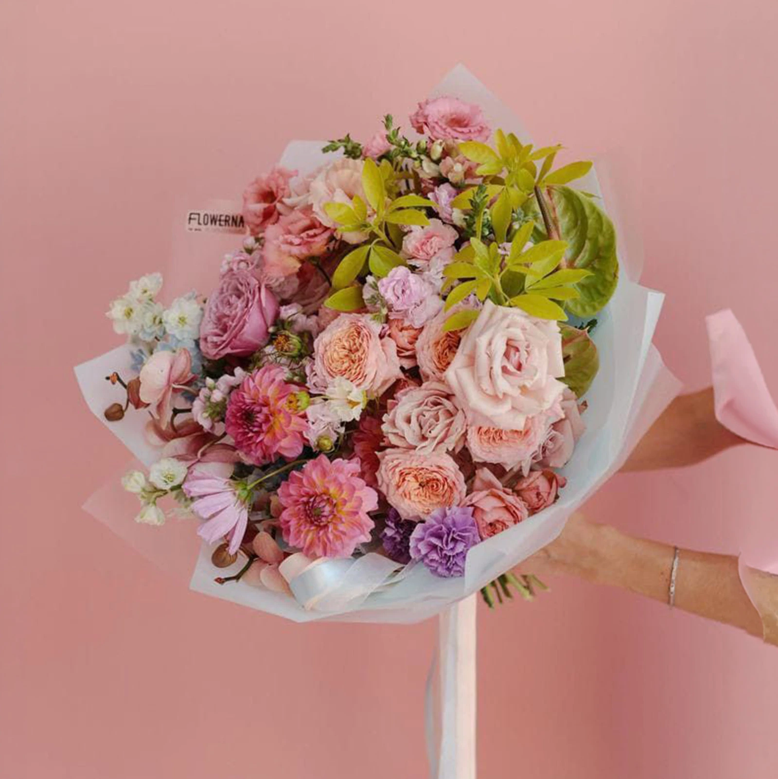 Pfirsichblüte – florale Editorial-Szene